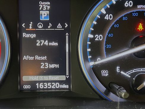 Used 2016 Toyota Highlander Limited FWD image 22