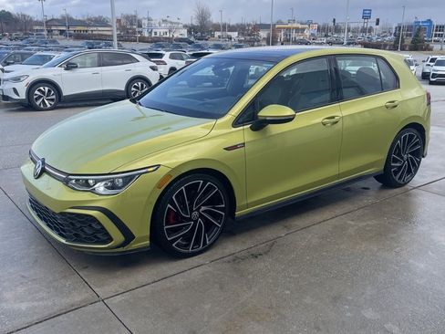 Certified 2022 Volkswagen GTI Autobahn image 4