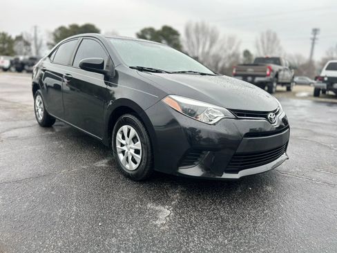 Used 2015 Toyota Corolla L image 5