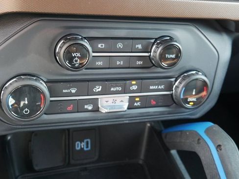 Certified 2022 Ford Bronco Outer Banks image 20