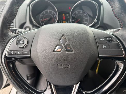 Used 2018 Mitsubishi Outlander Sport ES image 30