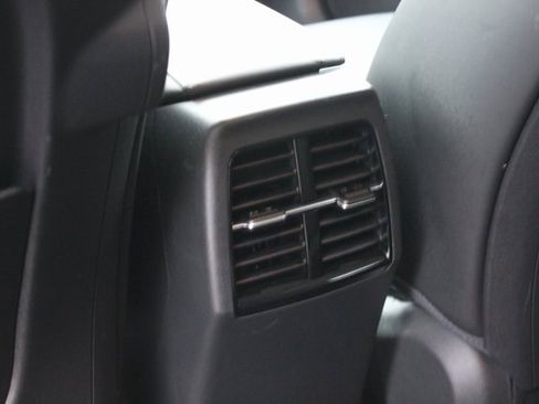 Used 2023 Kia Niro EX image 23