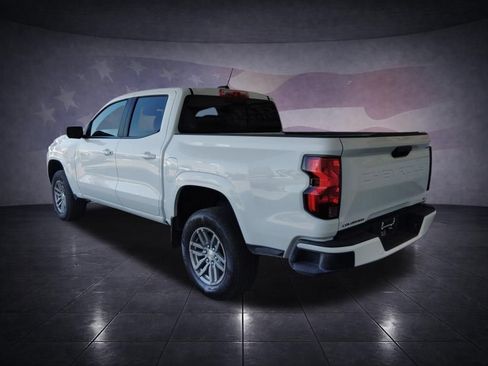 Used 2024 Chevrolet Colorado LT w/ LT Convenience Package II RWD image 3