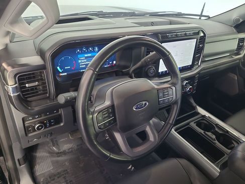 Used 2023 Ford F250 Lariat w/ Lariat Ultimate Package image 13