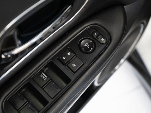 Certified 2022 Honda HR-V EX-L image 14