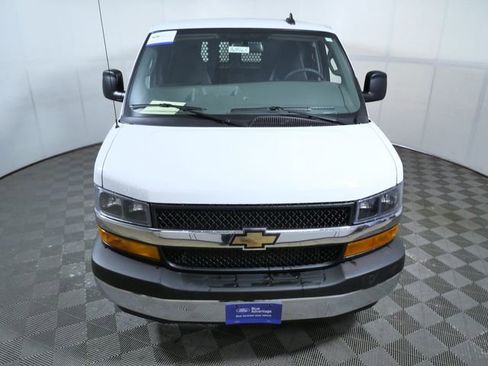 Used 2024 Chevrolet Express 2500 w/ Driver Convenience Package image 3