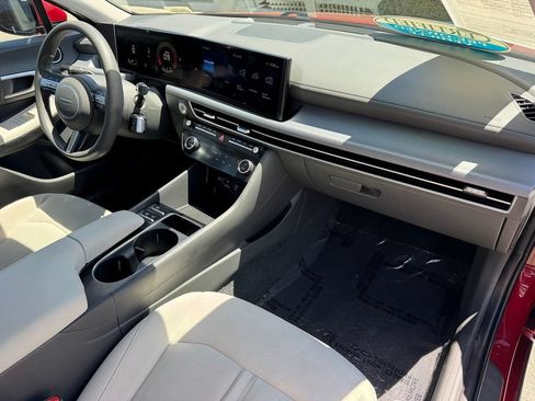 Certified 2025 Hyundai Sonata SEL FWD image 6