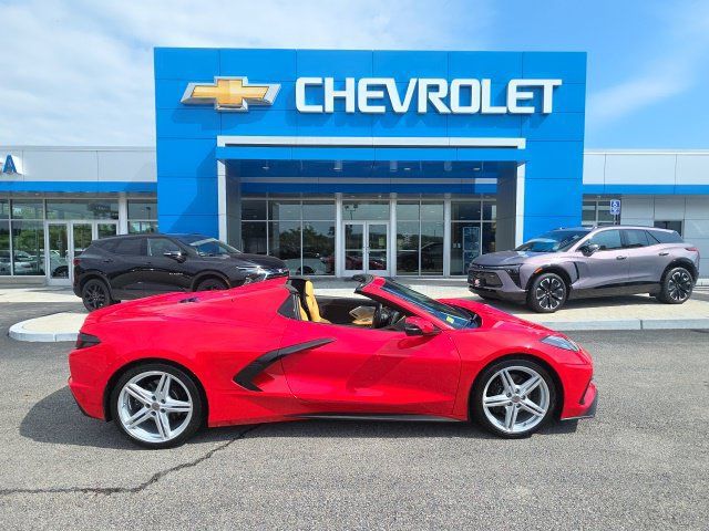 Used 2026 Chevrolet Corvette Stingray Preferred Conv RWD image 2