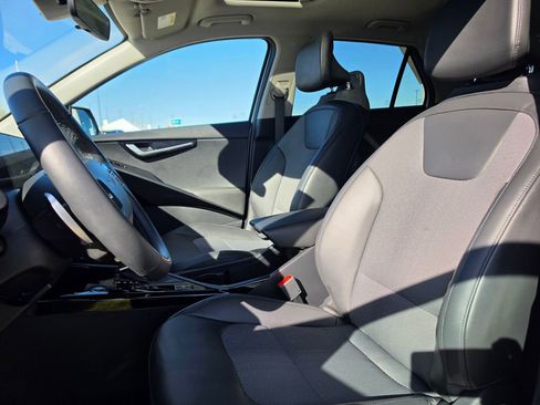 Certified 2023 Kia Niro EX Touring FWD image 10