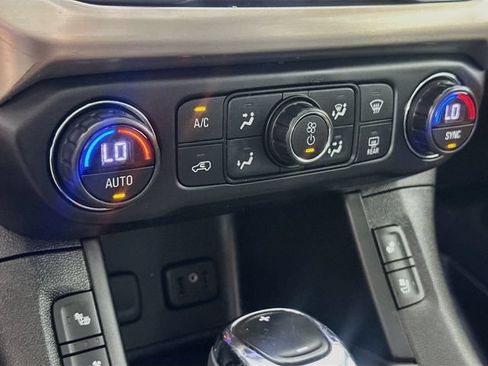 Used 2017 GMC Acadia Denali AWD/4WD image 22
