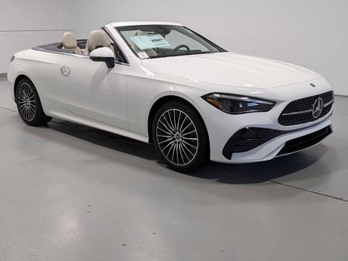 Used 2026 Mercedes-Benz CLE 300 4MATIC Cabriolet image 7