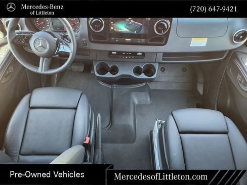 Used 2025 Mercedes-Benz Sprinter 2500 image 31
