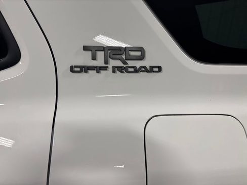 Used 2025 Toyota 4Runner Limited image 41