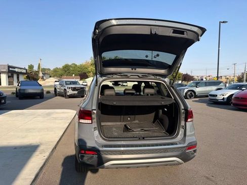 Used 2024 Volkswagen Taos SEL AWD/4WD image 8