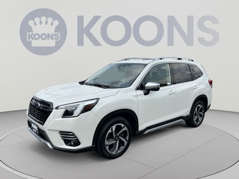Used 2024 Subaru Forester Touring AWD/4WD image 1