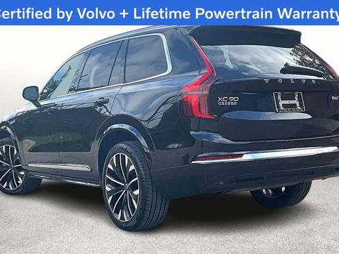 Certified 2025 Volvo XC90 B6 Plus image 15