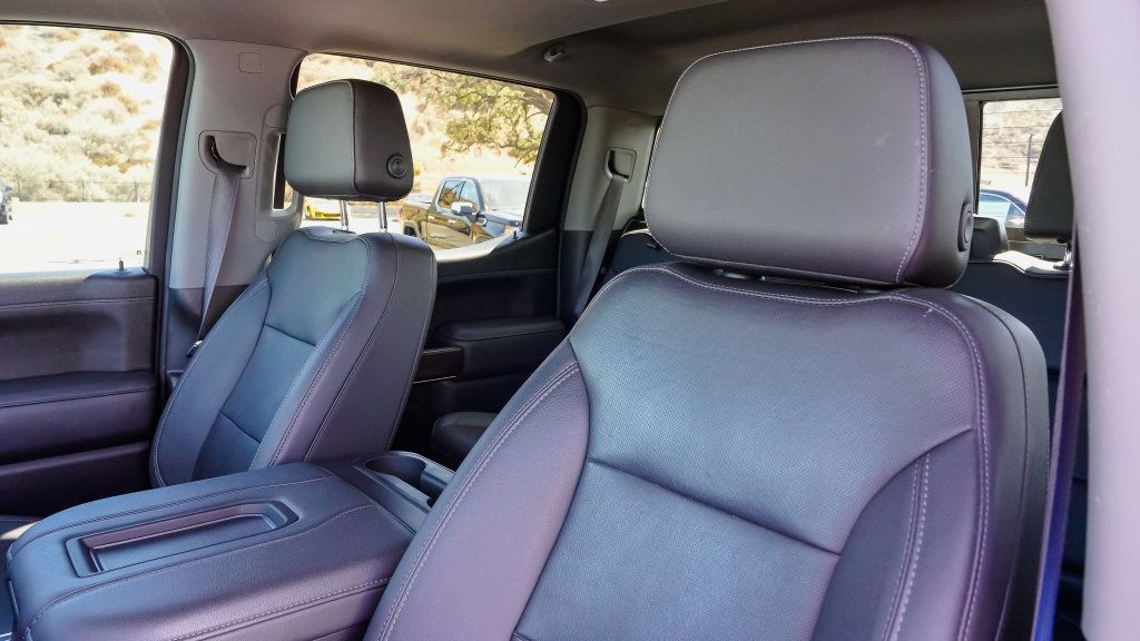 Used 2021 GMC Sierra 1500 SLT w/ SLT Premium Plus Package AWD/4WD image 18