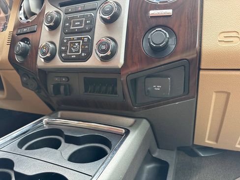 Used 2016 Ford F350 Lariat w/ Lariat Ultimate Package AWD/4WD image 20
