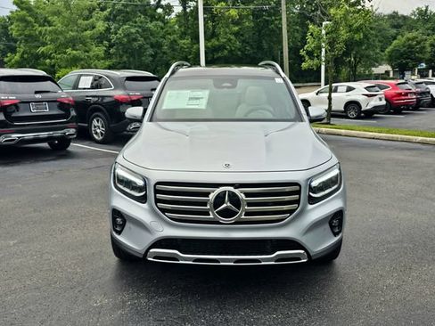 New 2026 Mercedes-Benz GLB 250 4MATIC image 2