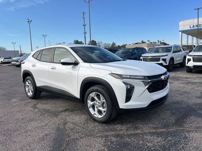 New 2026 Chevrolet Trax LS w/ LS Convenience Package