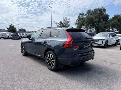 Certified 2023 Volvo XC60 B5 Plus w/ Climate Package AWD/4WD image 4
