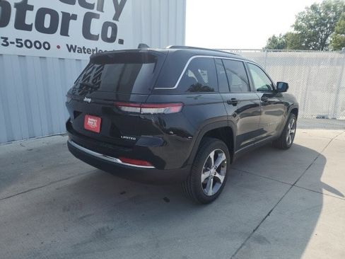 New 2025 Jeep Grand Cherokee Limited w/ Luxury Tech Group II image 18