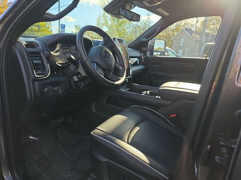 New 2026 RAM 3500 Limited AWD/4WD image 3