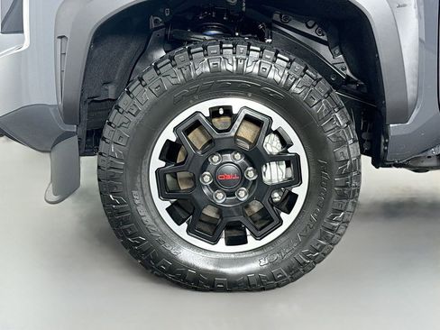 New 2025 Toyota Tacoma TRD Off-Road image 28