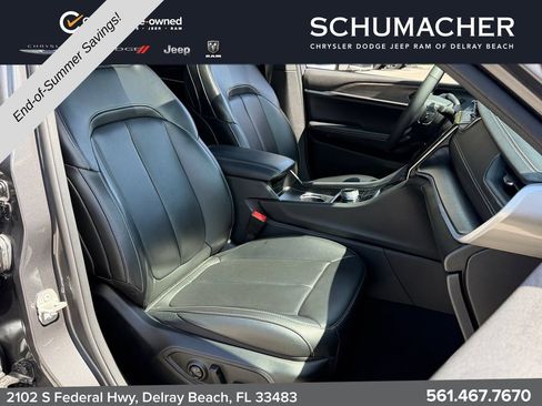 Certified 2024 Jeep Grand Cherokee Limited w/ Luxury Tech Group II RWD image 19