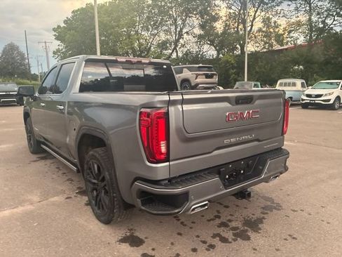 Used 2021 GMC Sierra 1500 Denali w/ Denali Ultimate Package AWD/4WD image 10