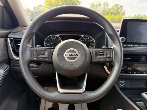 Certified 2021 Nissan Rogue SV AWD/4WD image 15