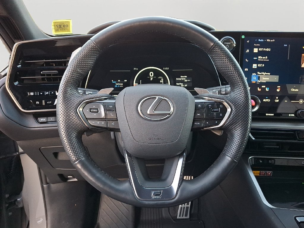 Used 2026 Lexus TX 500h AWD w/ Technology Package image 23