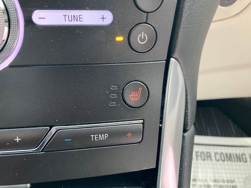 Used 2017 Ford Edge Titanium w/ Technology Package image 48