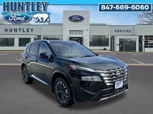 Used 2024 Nissan Rogue Platinum w/ Platinum Premium Package image 4