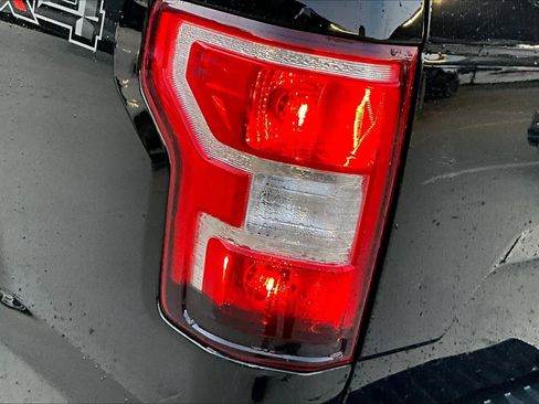 Used 2018 Ford F150 XLT image 30