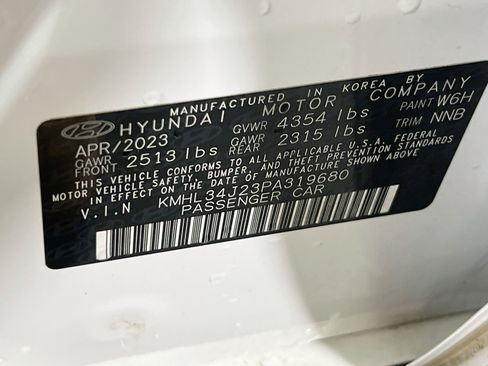 Used 2023 Hyundai Sonata Limited FWD image 32