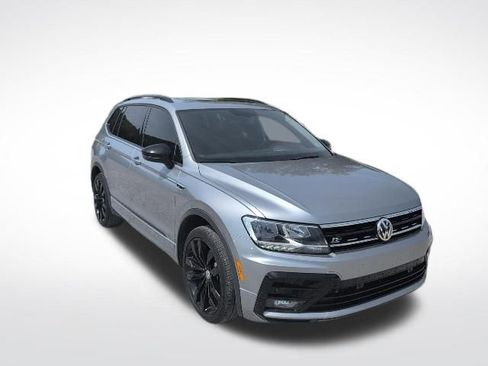 Used 2020 Volkswagen Tiguan SE R-Line image 7