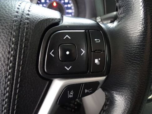 Used 2020 Toyota Sienna XLE Premium AWD/4WD image 8