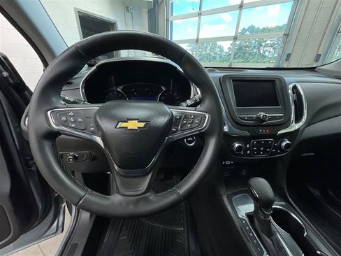 Used 2023 Chevrolet Equinox LT FWD image 14