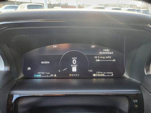 Certified 2022 Lincoln Nautilus AWD w/ Premium Package image 19