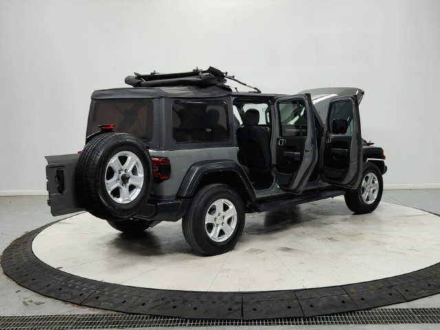 Used 2022 Jeep Wrangler Unlimited Sport AWD/4WD image 16
