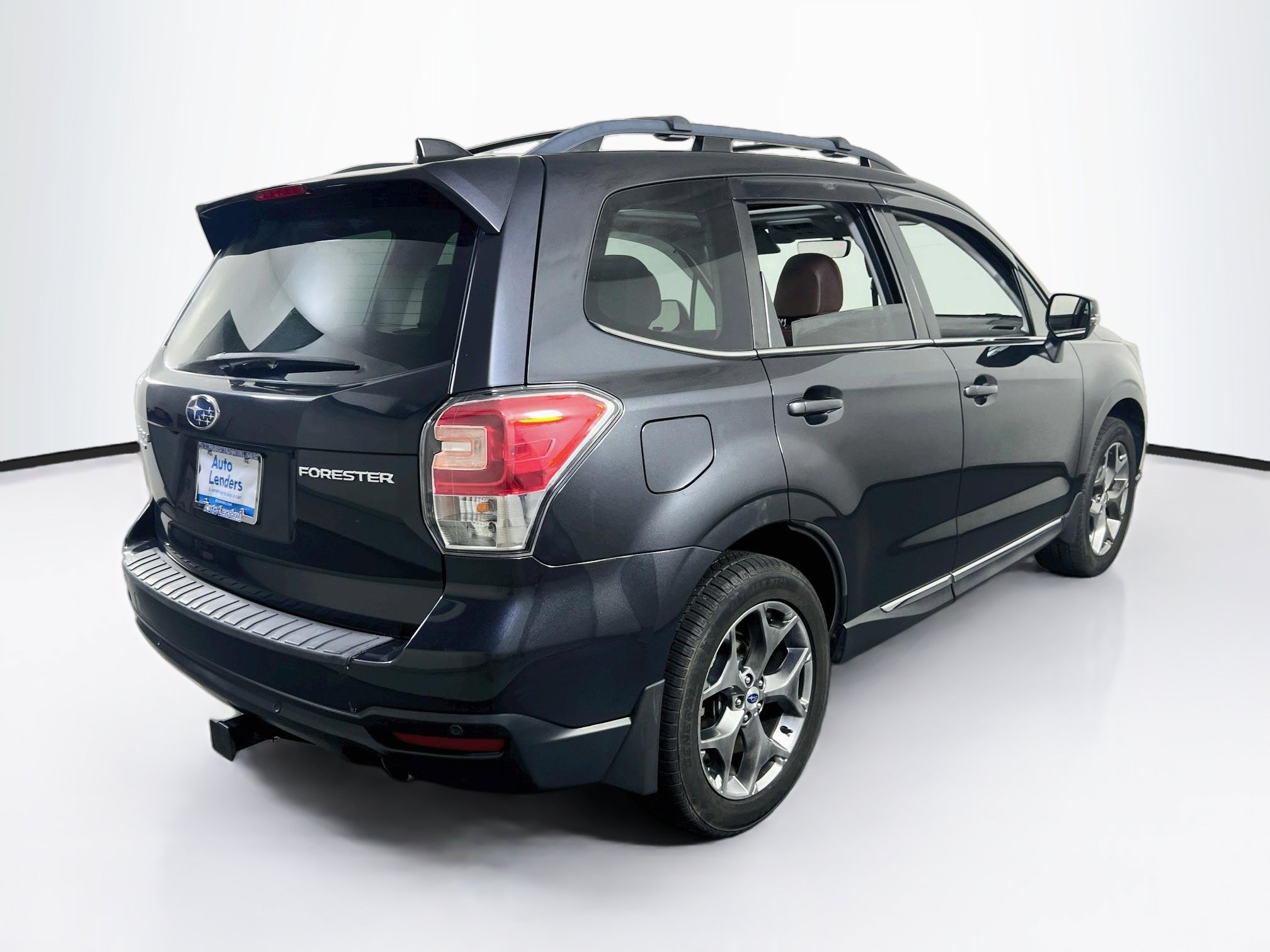 Used 2018 Subaru Forester 2.5i Touring w/ Popular Package #2 AWD/4WD image 5