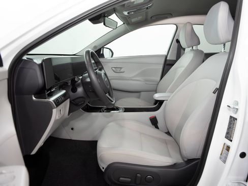 Used 2025 Hyundai Kona SEL AWD/4WD image 7