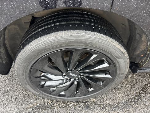 Used 2020 Lincoln Navigator Reserve w/ Equipment Group 208A Reserve image 10