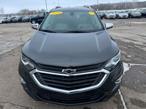 Used 2019 Chevrolet Equinox Premier image 2