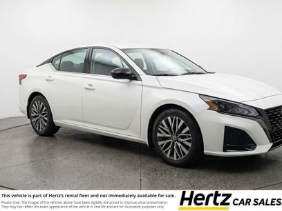 Used 2025 Nissan Altima 2.5 SV