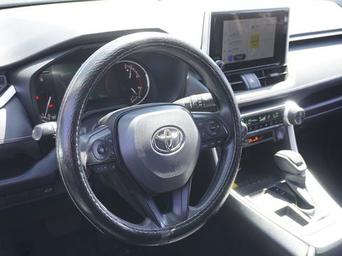 Used 2023 Toyota RAV4 XLE w/ Convenience Package FWD image 7