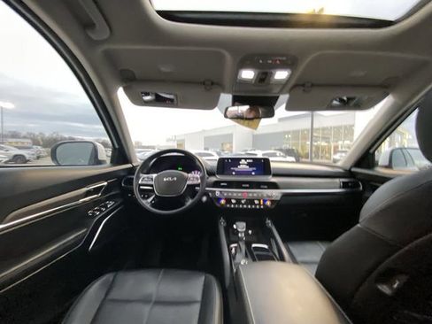 Used 2022 Kia Telluride EX w/ EX Premium Package image 6