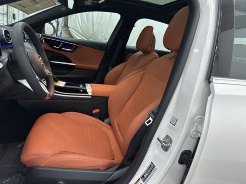 Used 2025 Mercedes-Benz C 300 Sedan image 18