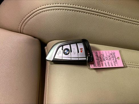 Used 2021 BMW X5 xDrive40i w/ Convenience Package image 12